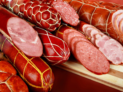 Разные виды колбас